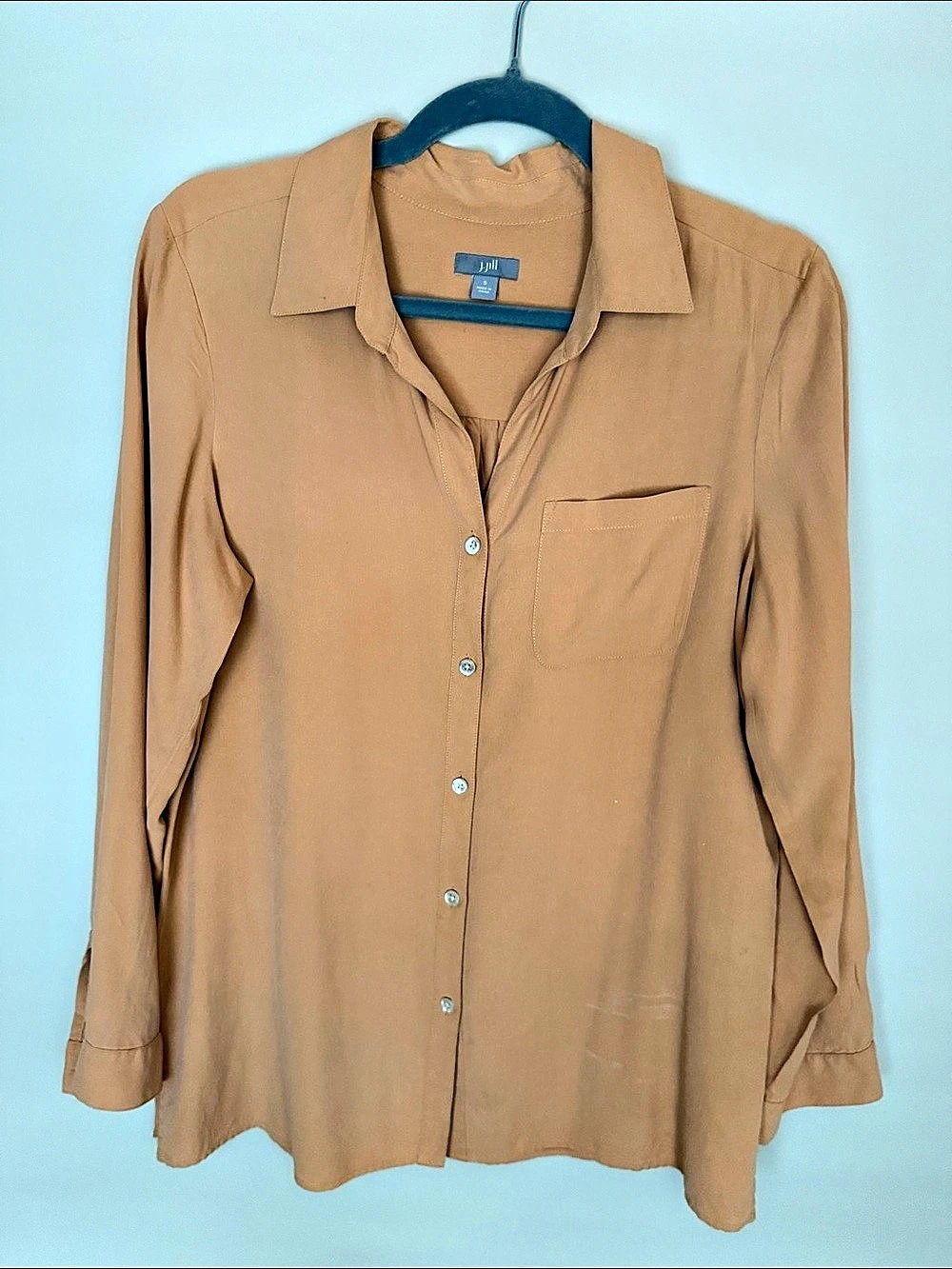 Jones New York Button Down Shirt in Brown Size Small Like New